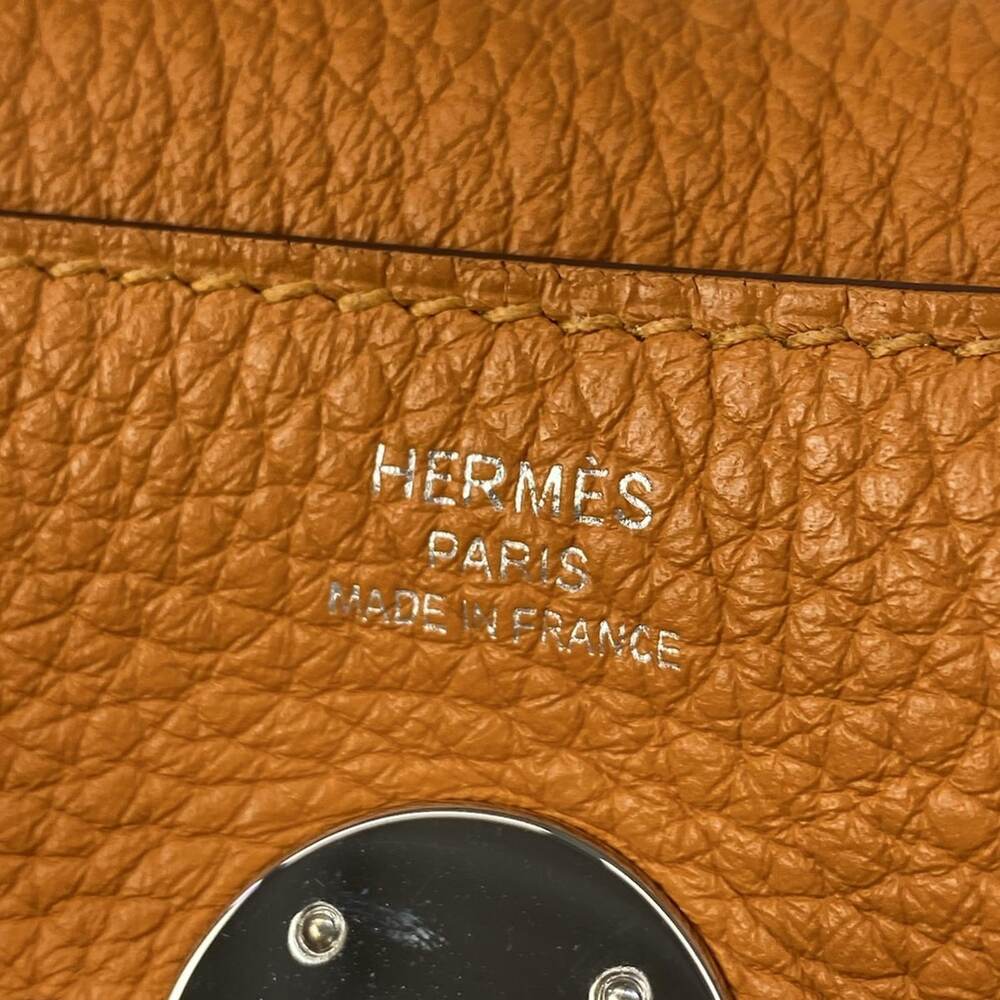 Hermès Lydie 26 Shoulder Bag - Picture 12 of 16
